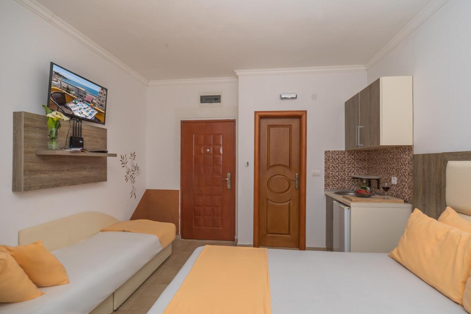 Apartments Dobra Voda Cameră foto